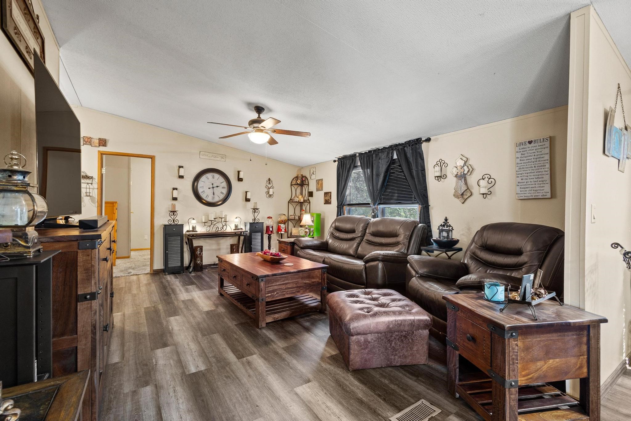 341 Pecan Place Lane Pottsboro TX 75076