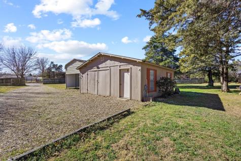 341 Pecan Place Lane Pottsboro TX 75076