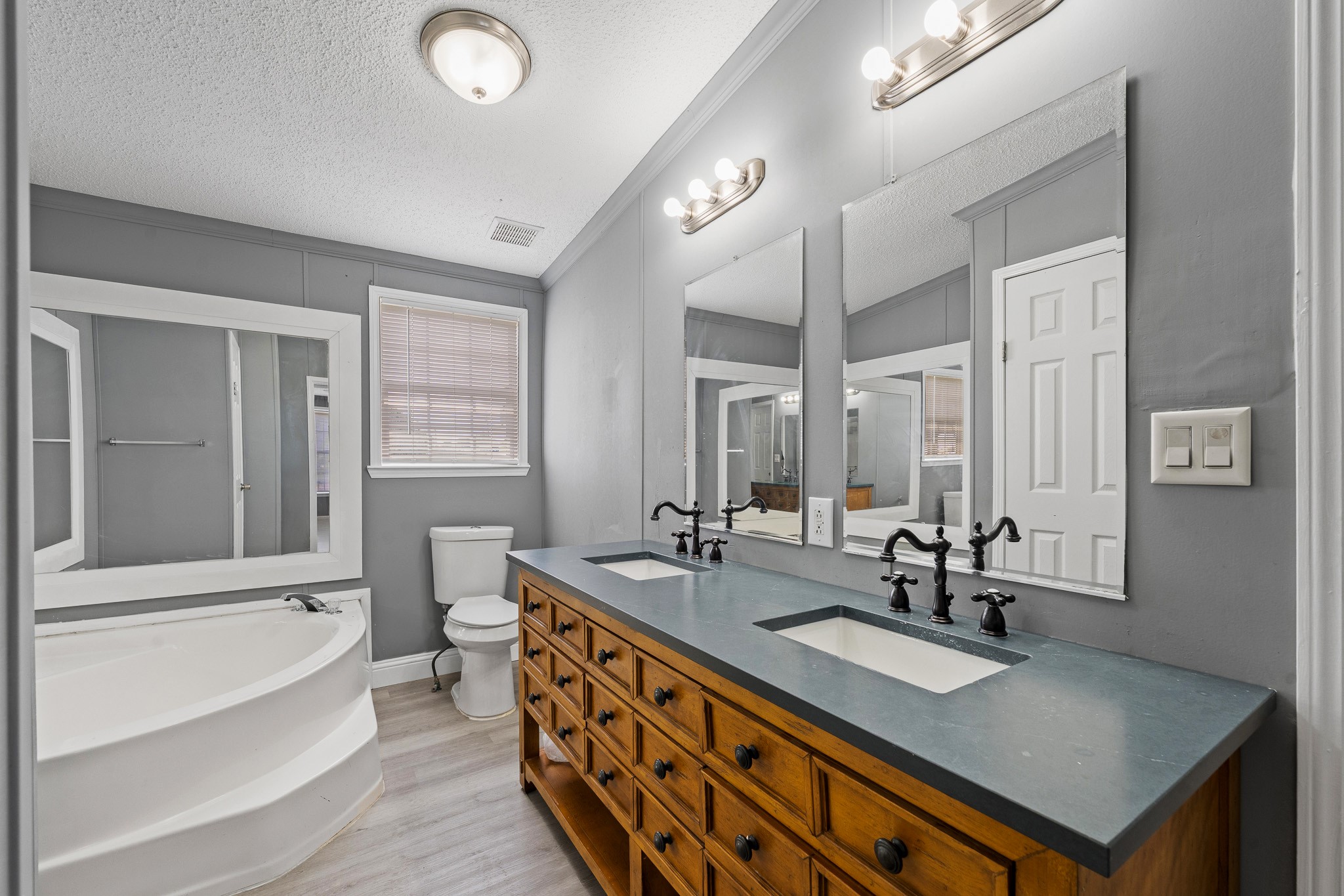 5509 Texas Street Joshua TX 76058