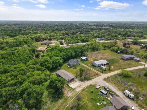136 SE County Road 3048 Corsicana TX 75109