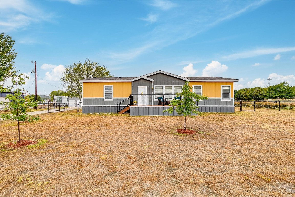 108 Steele Court Azle TX 76020