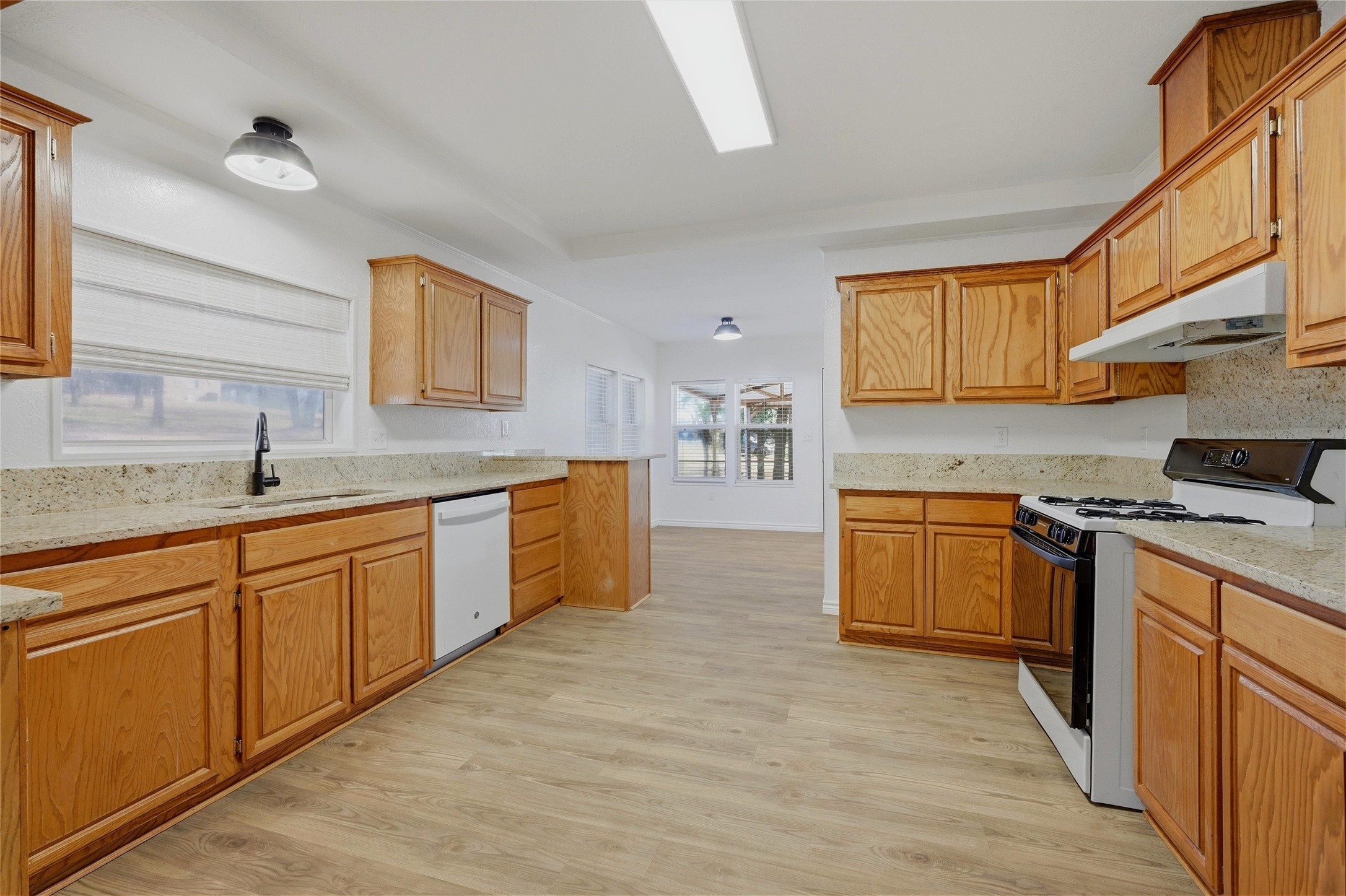 76 Forest Lane Gordonville TX 76245
