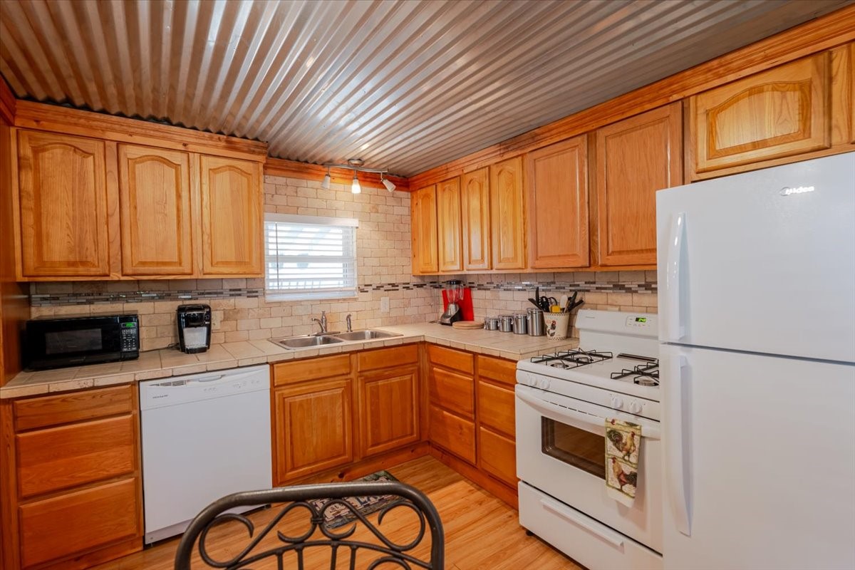 2334 Sanbar Road Possum Kingdom Lake TX 76449