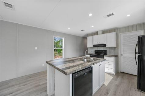 2720 Cypress Street Granbury TX 76048