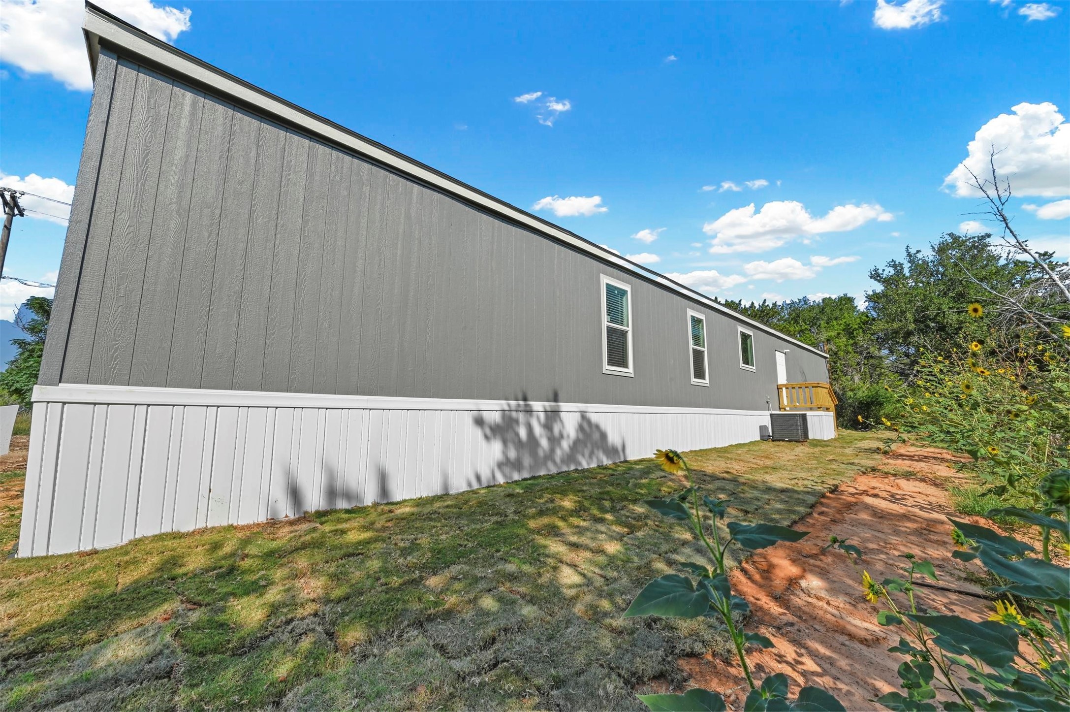 2720 Cypress Street Granbury TX 76048