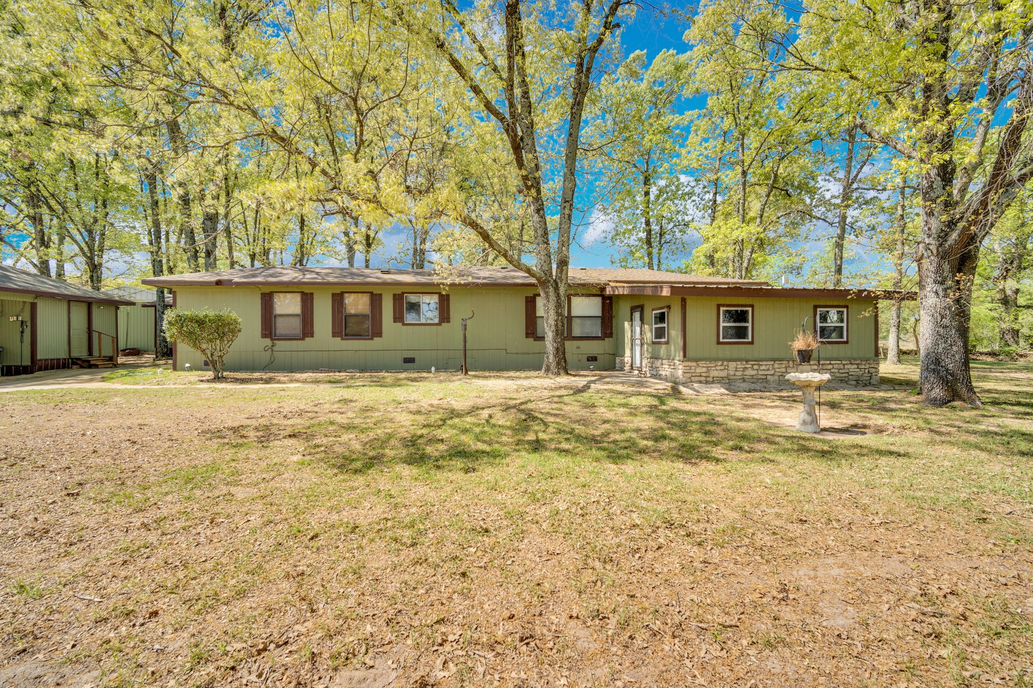 321 Rs County Road 3310 Emory TX 75440