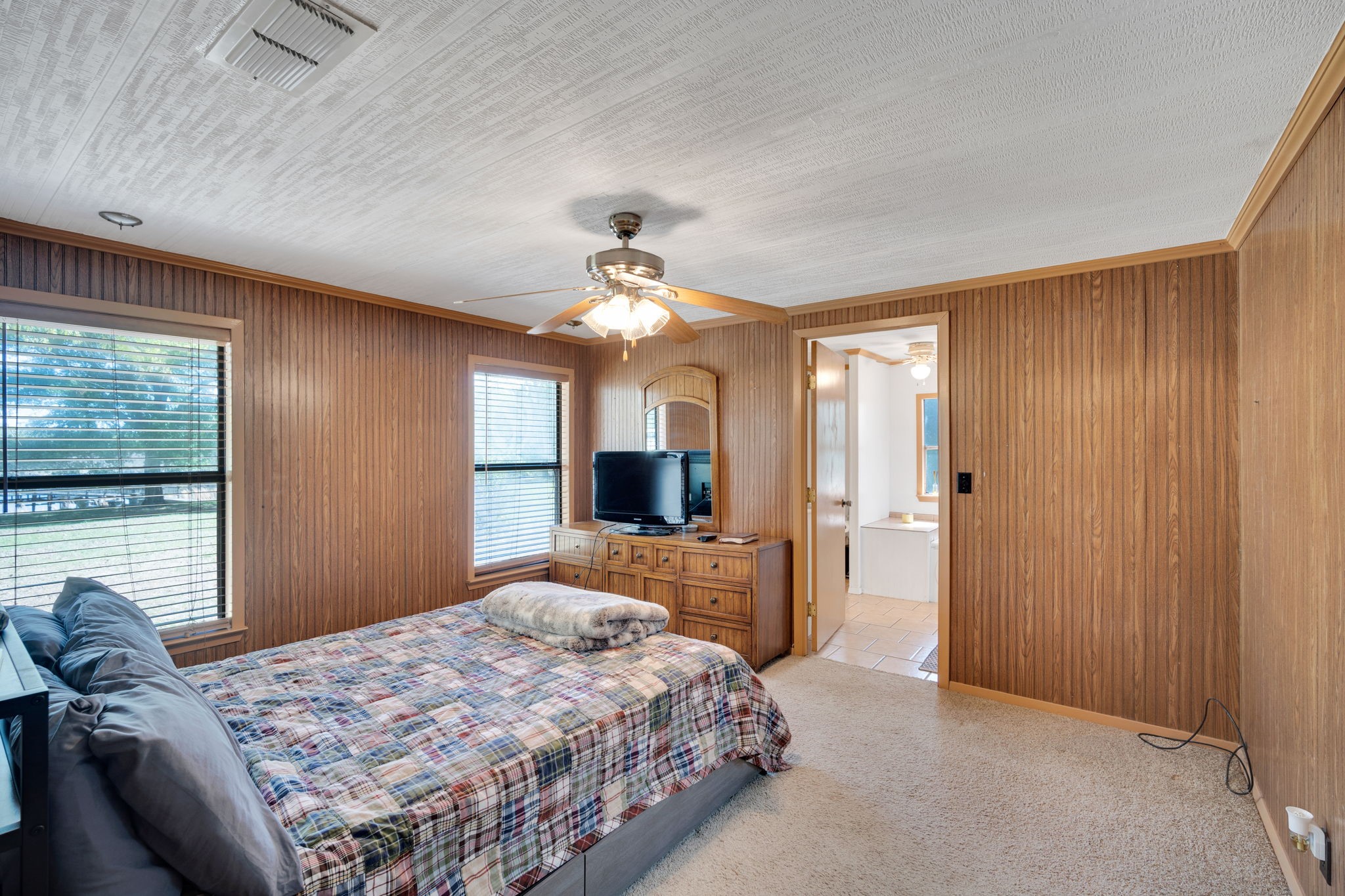 321 Rs County Road 3310 Emory TX 75440