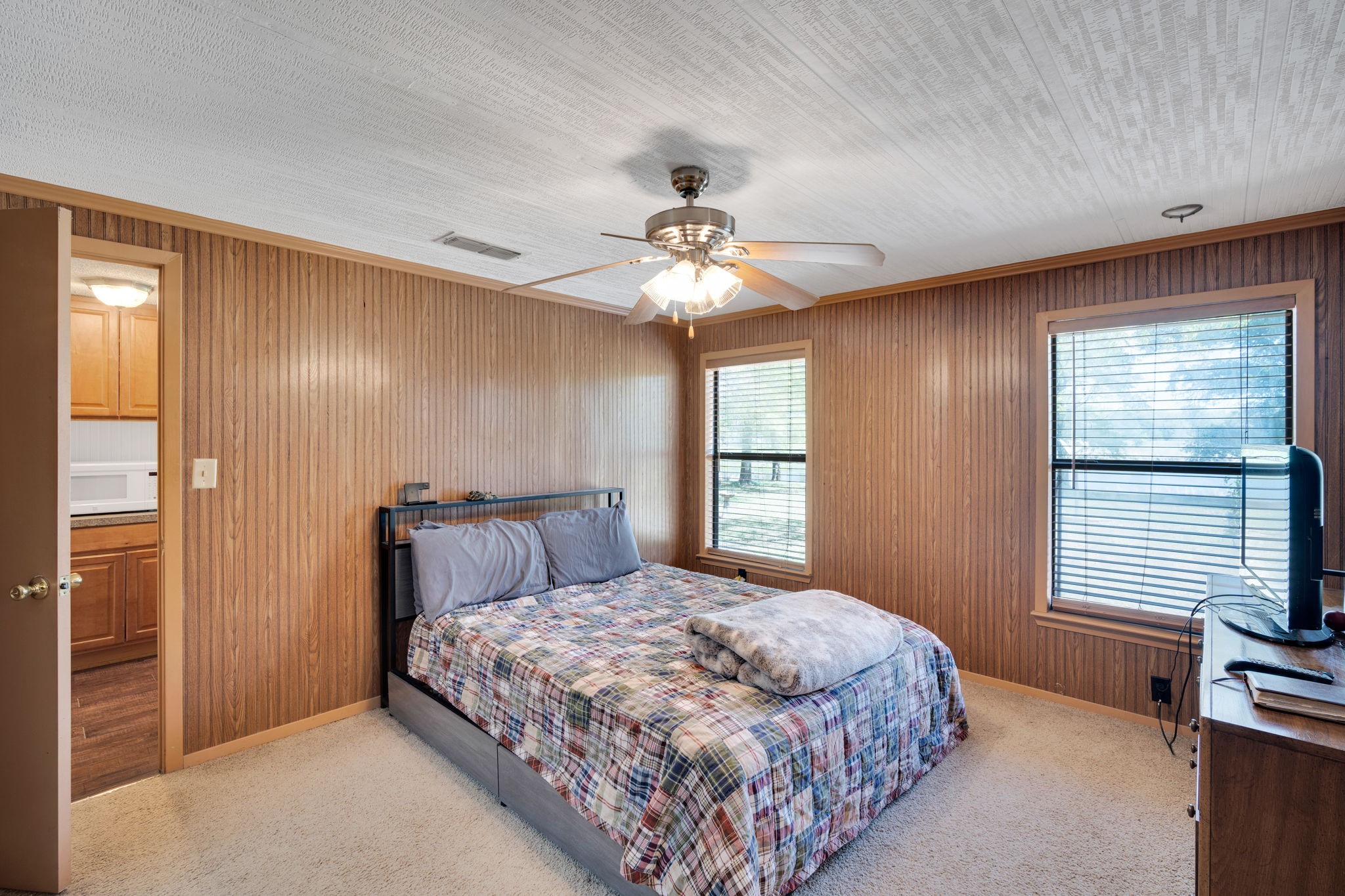 321 Rs County Road 3310 Emory TX 75440