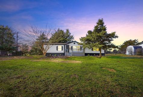127 Lowrey Circle Springtown TX 76082