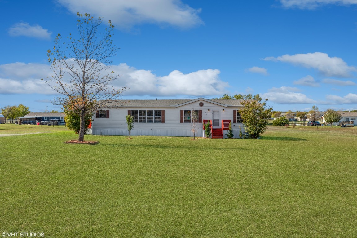 8544 Longhorn Drive Justin TX 76247