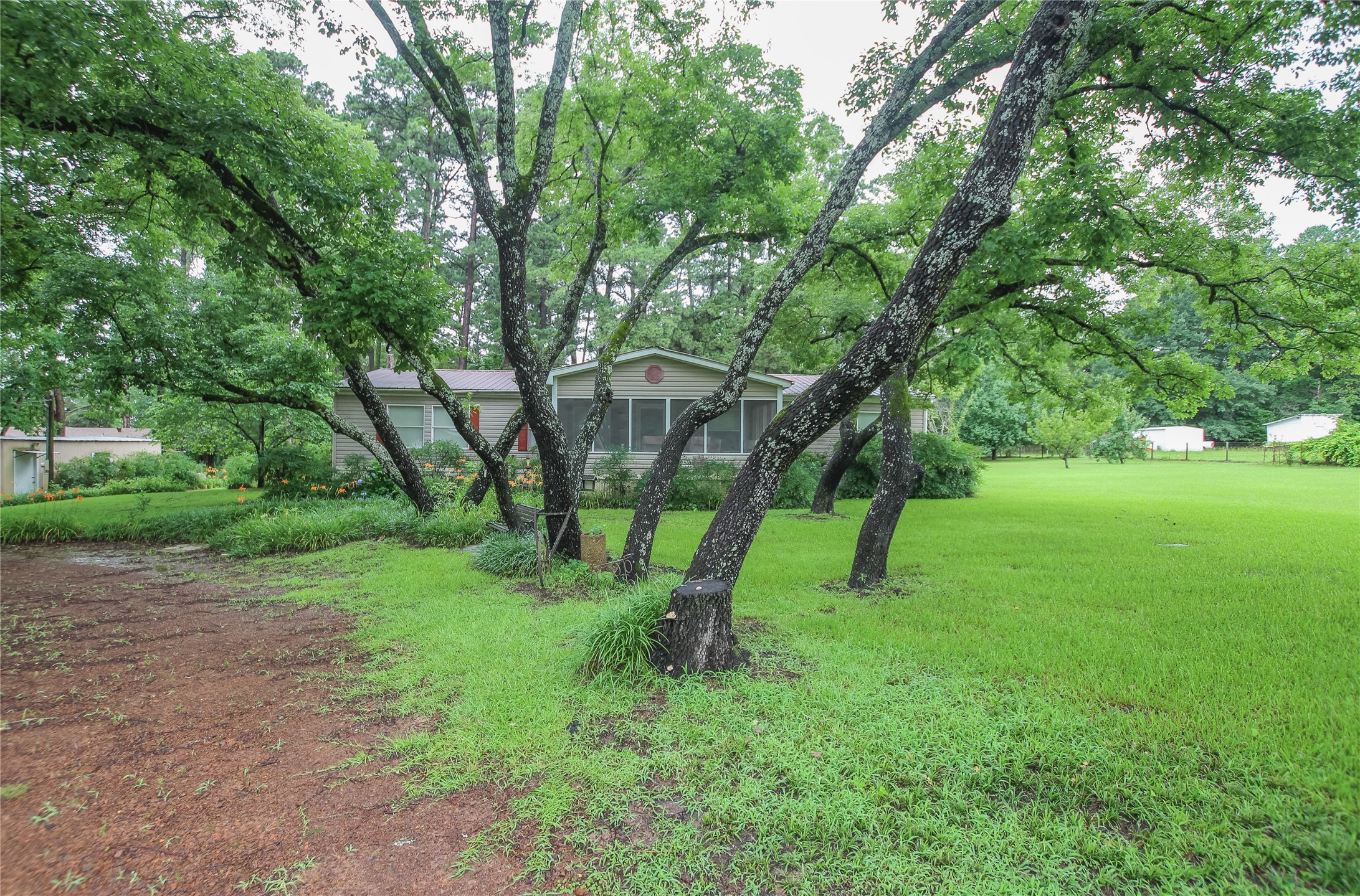 2678 Oak Trail Shores Drive Chandler TX 75758