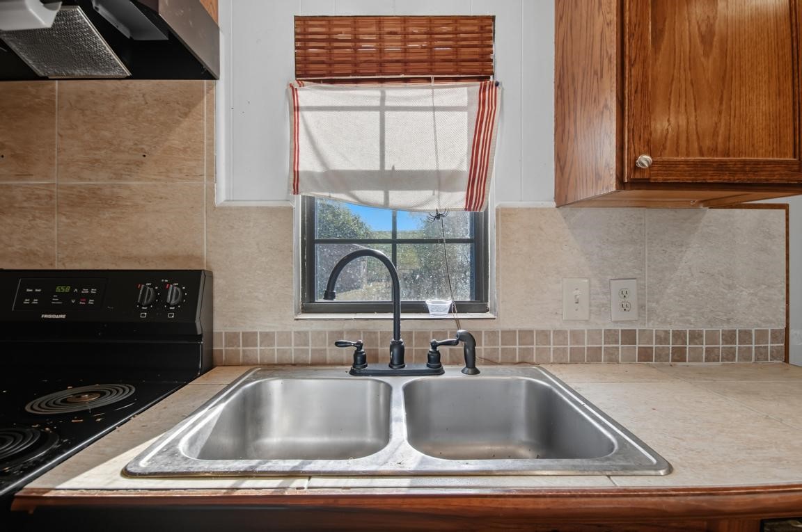413 Charnel Street Clyde TX 79510