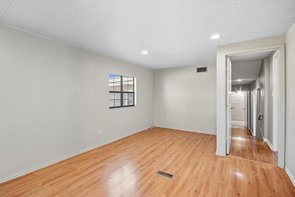 413 Charnel Street Clyde TX 79510