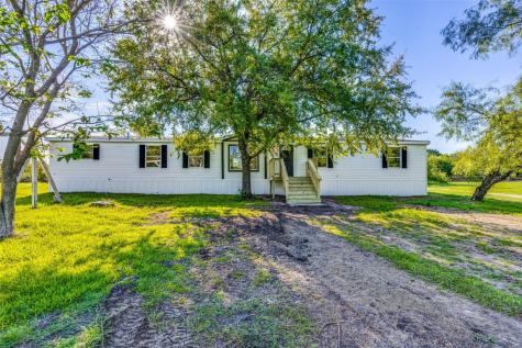 1051 Magnolia Mound Kemp TX 75143