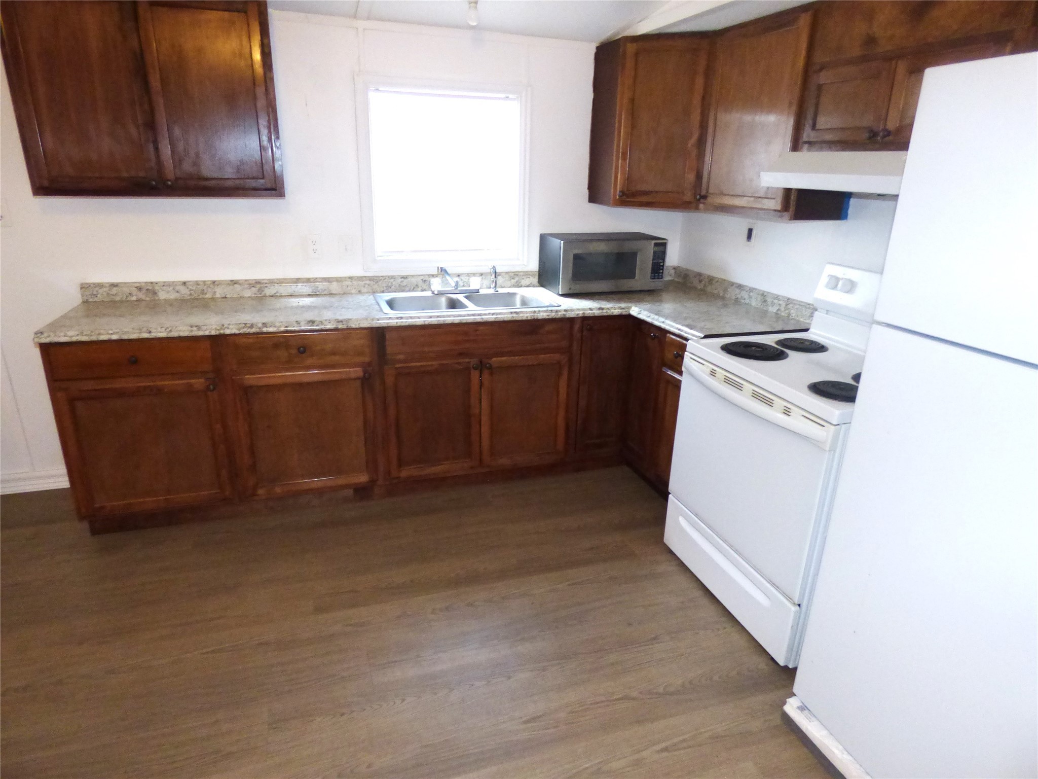 105 E 9th Street Cisco TX 76437