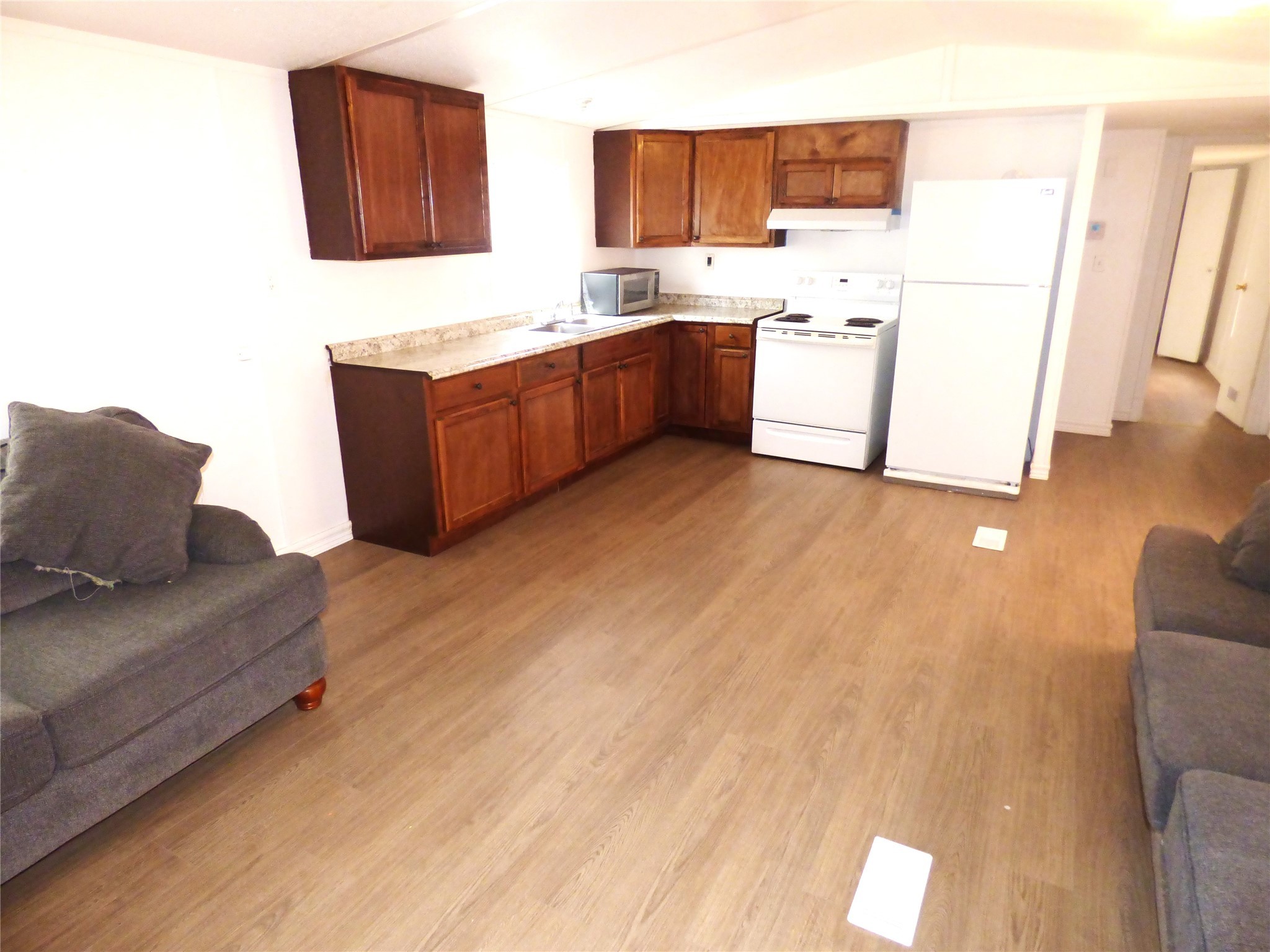 105 E 9th Street Cisco TX 76437