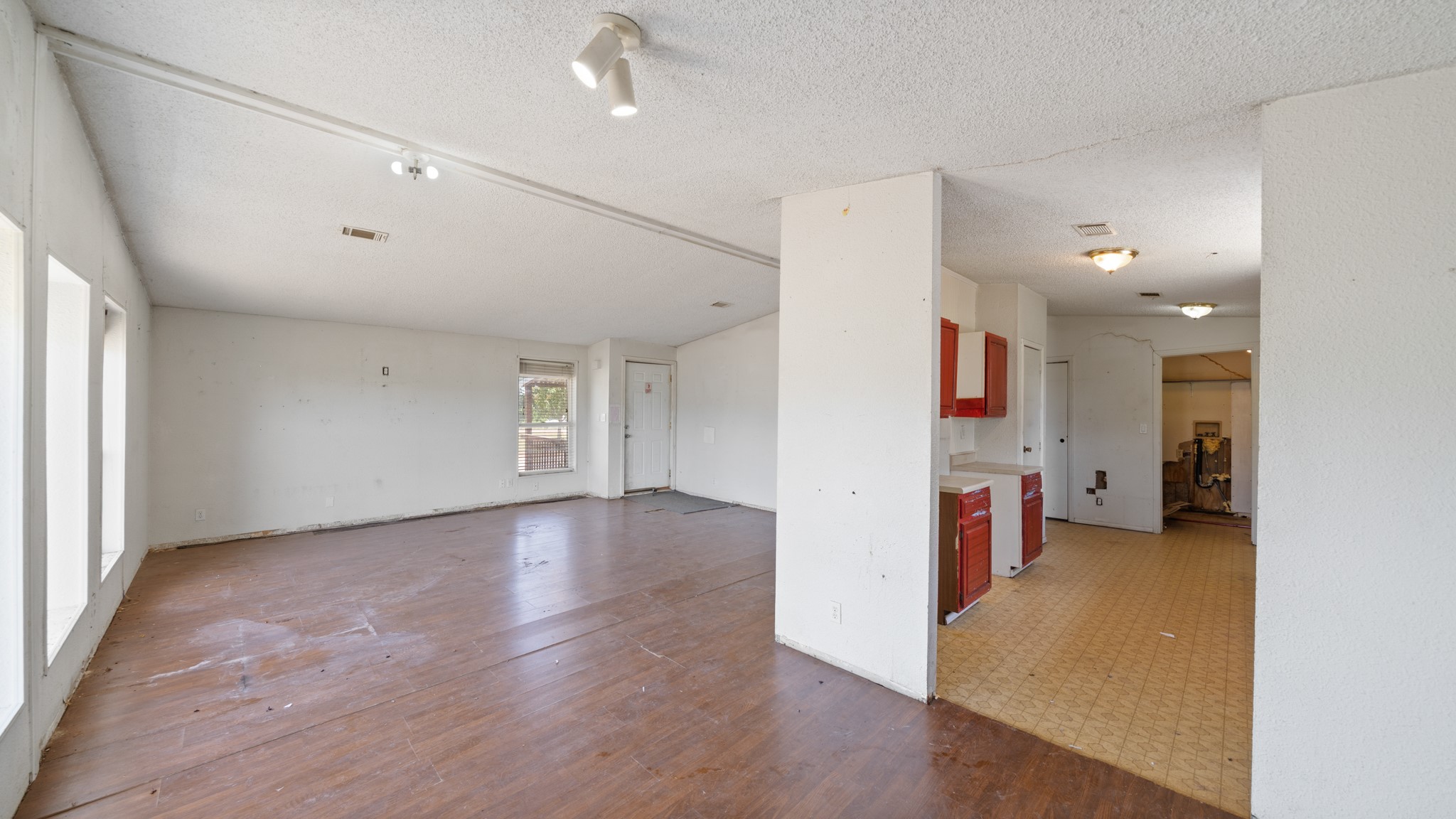 8700 Highview Drive Crandall TX 75114