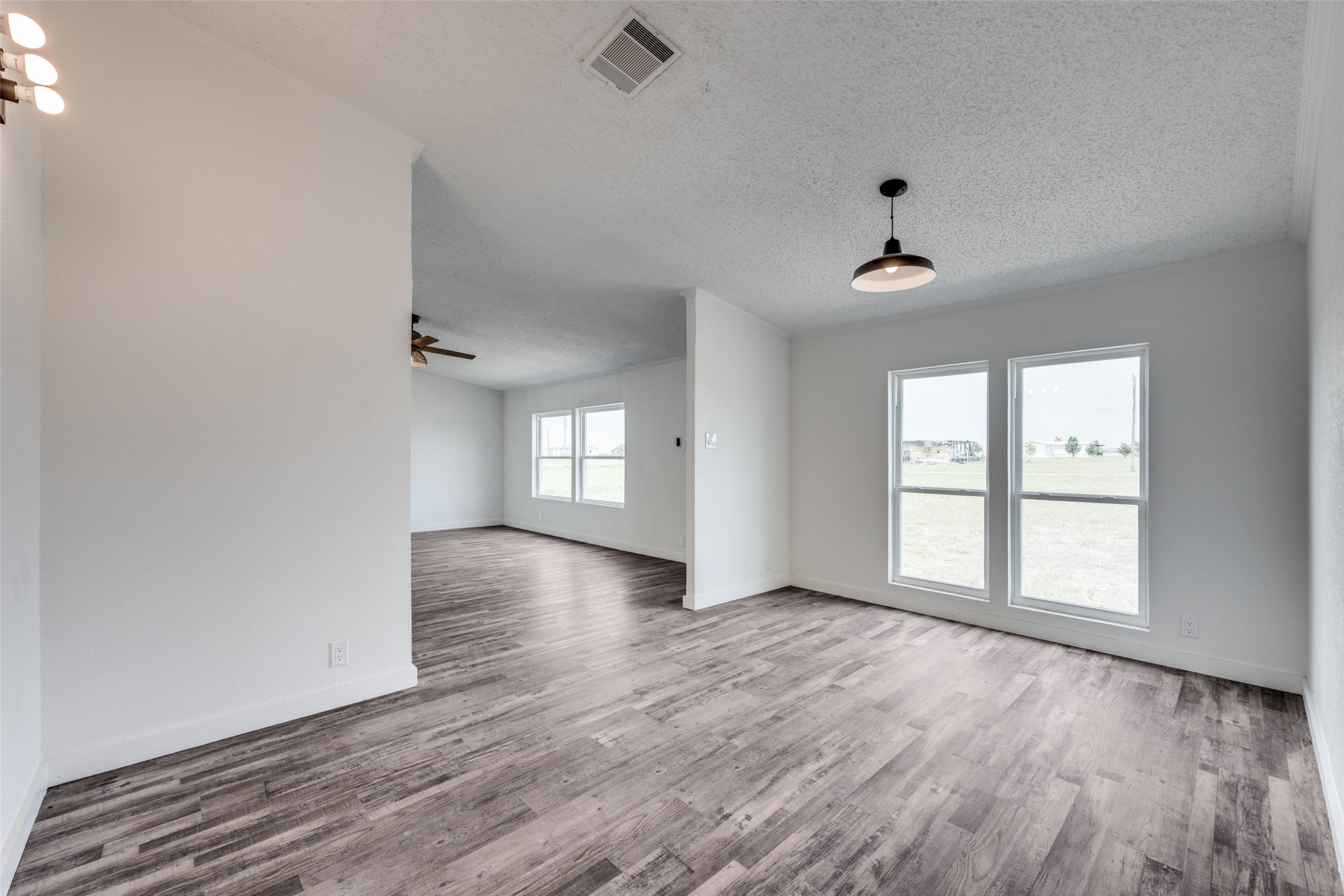 140 Terri Drive Collinsville TX 76233