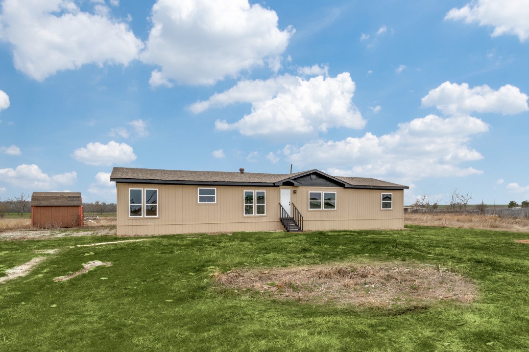 140 Terri Drive Collinsville TX 76233
