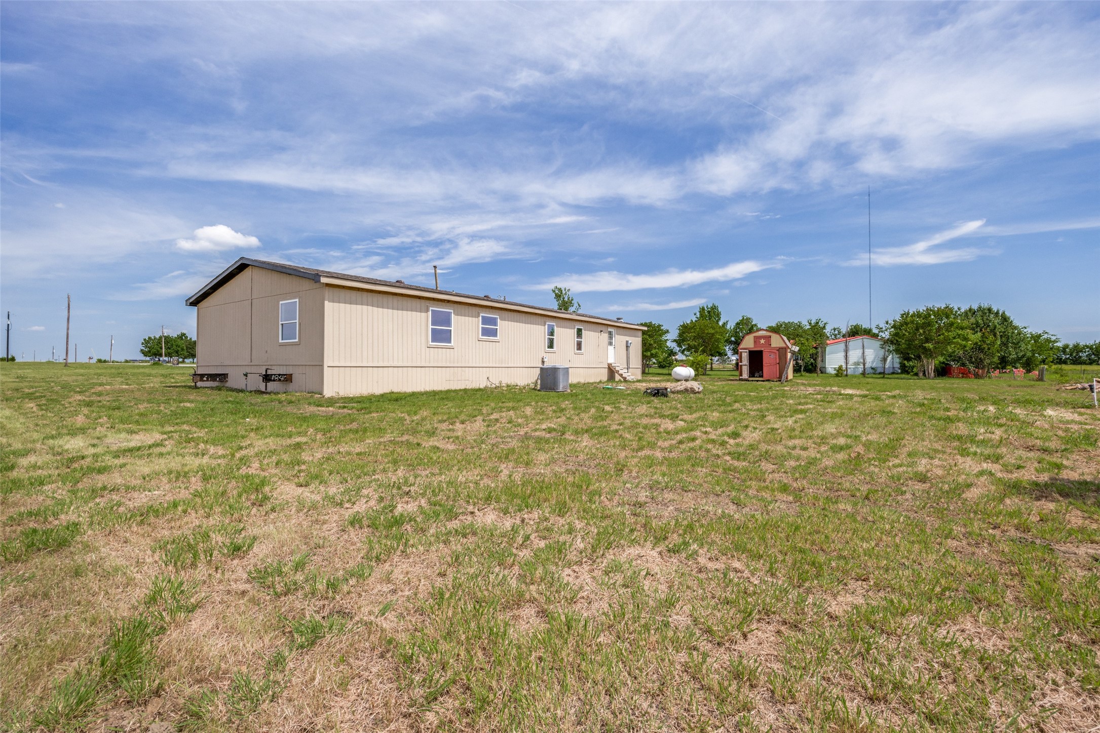 140 Terri Drive Collinsville TX 76233