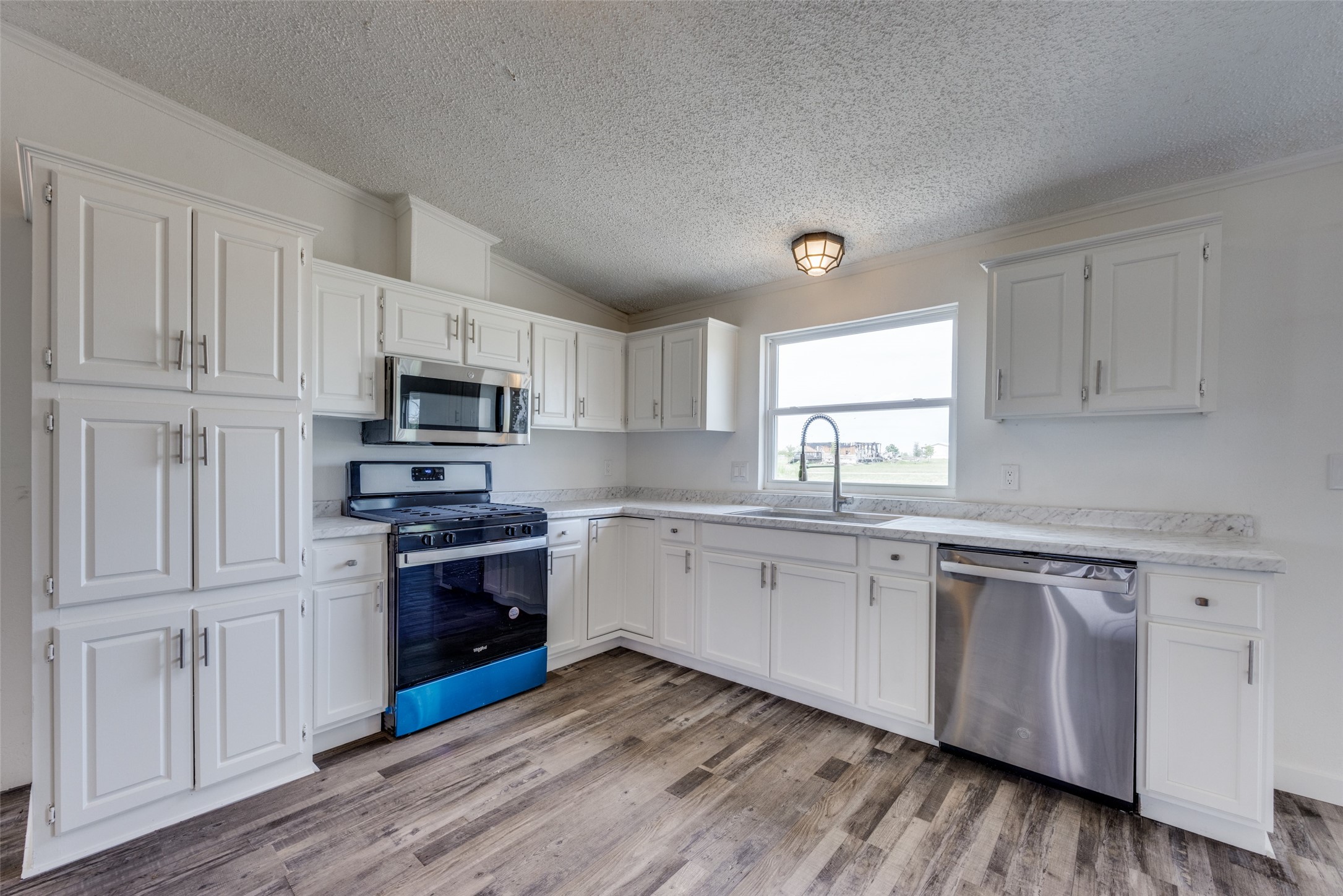 140 Terri Drive Collinsville TX 76233