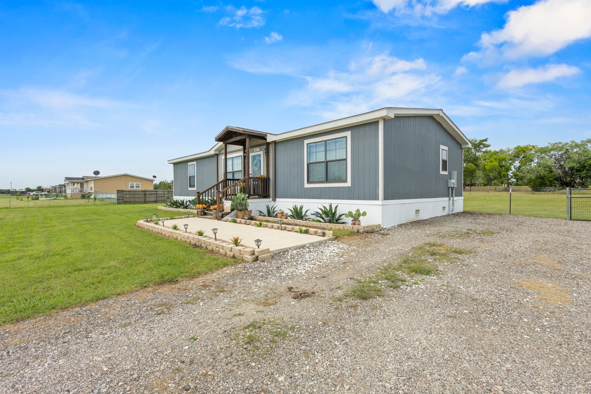 2827 Grays Prairie Lane Scurry TX 75158