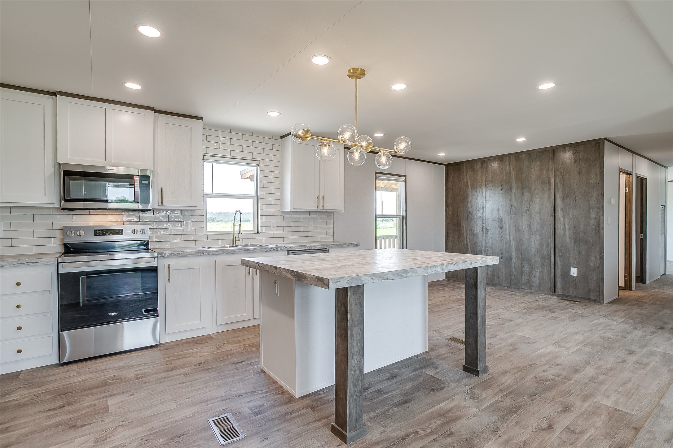 61 Kenzi Drive Mineral Wells TX 76067