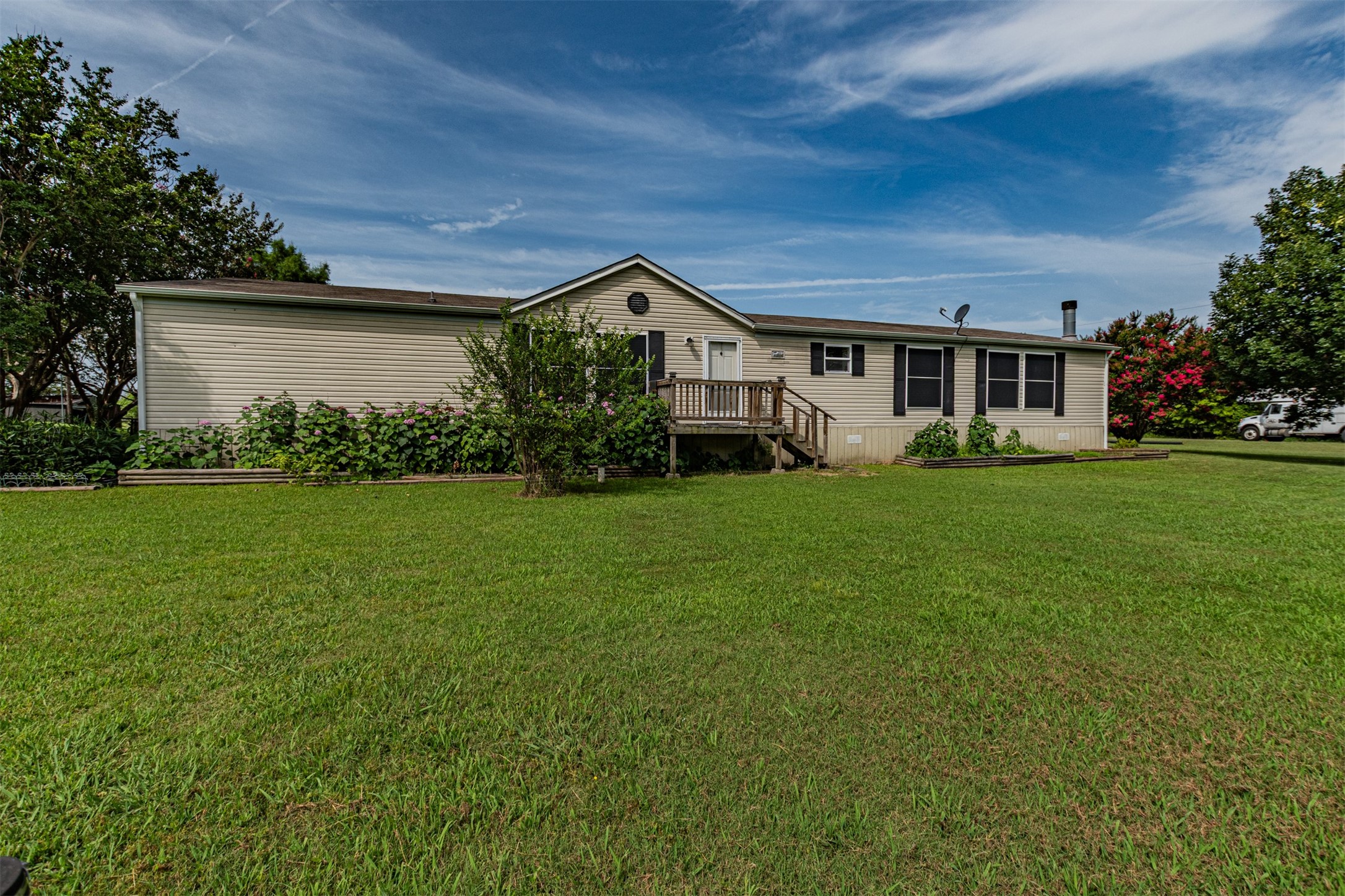 14132 County Road 352 Terrell TX 75161