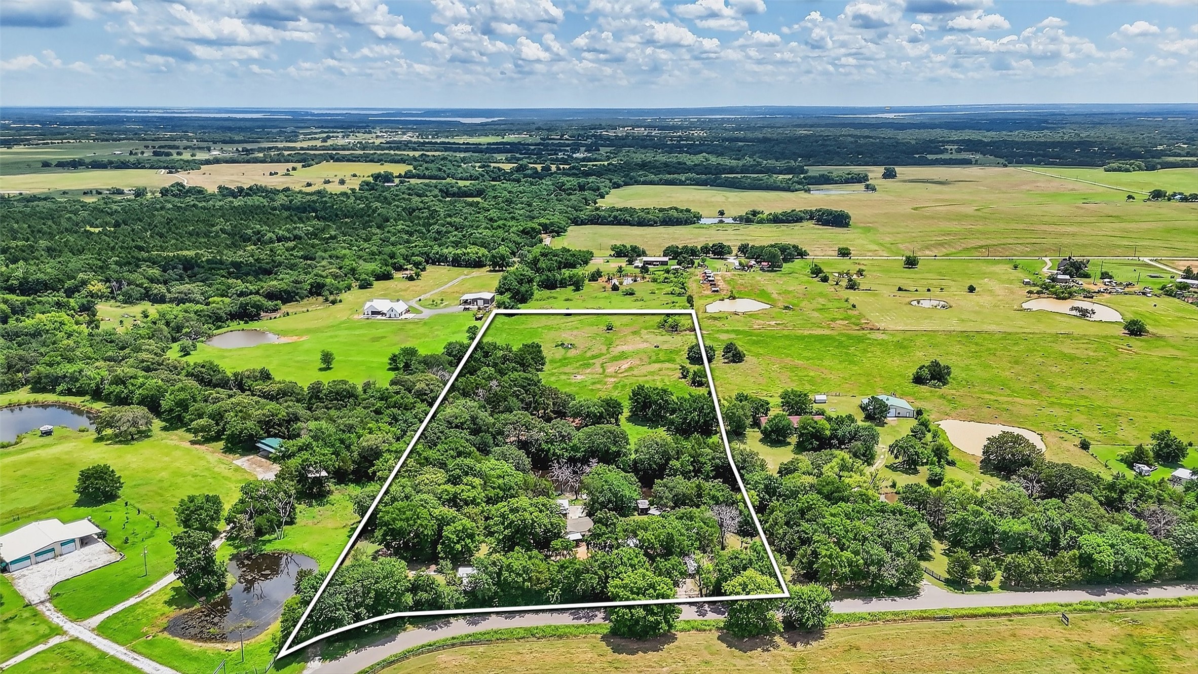 2869 Ranch Road Whitesboro TX 76273