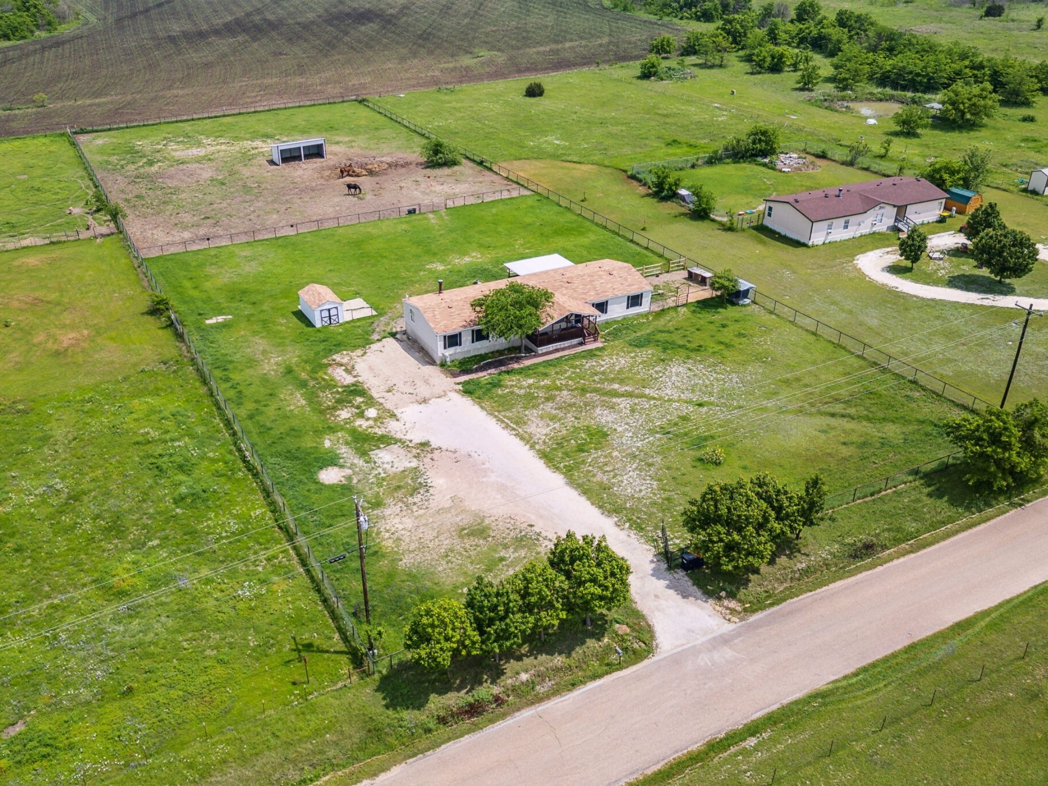 7750 County Road 1230 Godley TX 76044