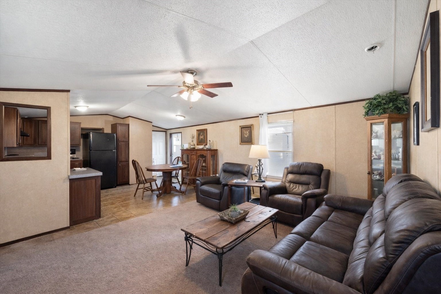 515 S 10th Avenue Teague TX 75860