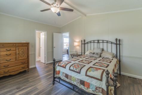 203 Harbor View Court Granbury TX 76048