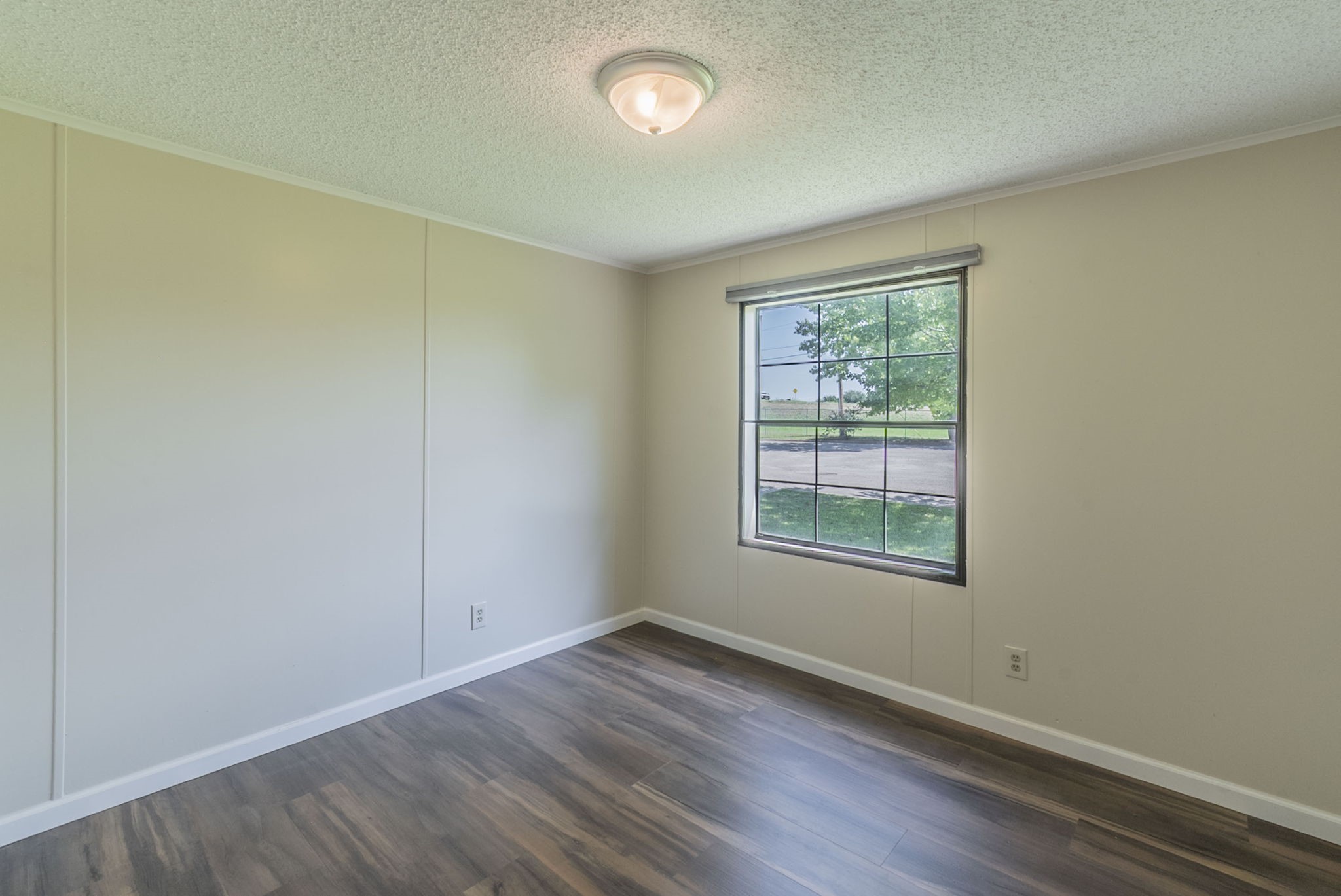 203 Harbor View Court Granbury TX 76048