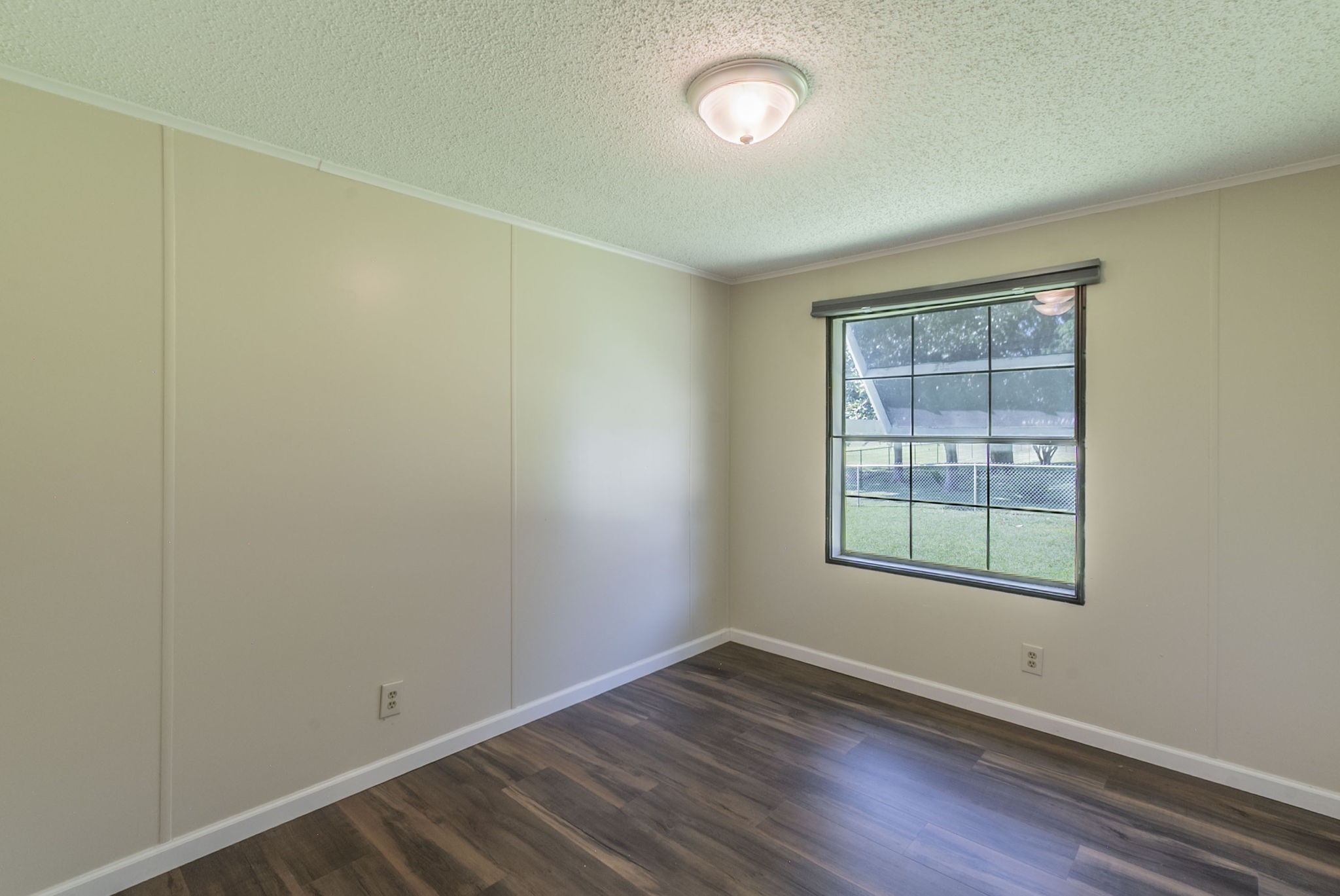 203 Harbor View Court Granbury TX 76048