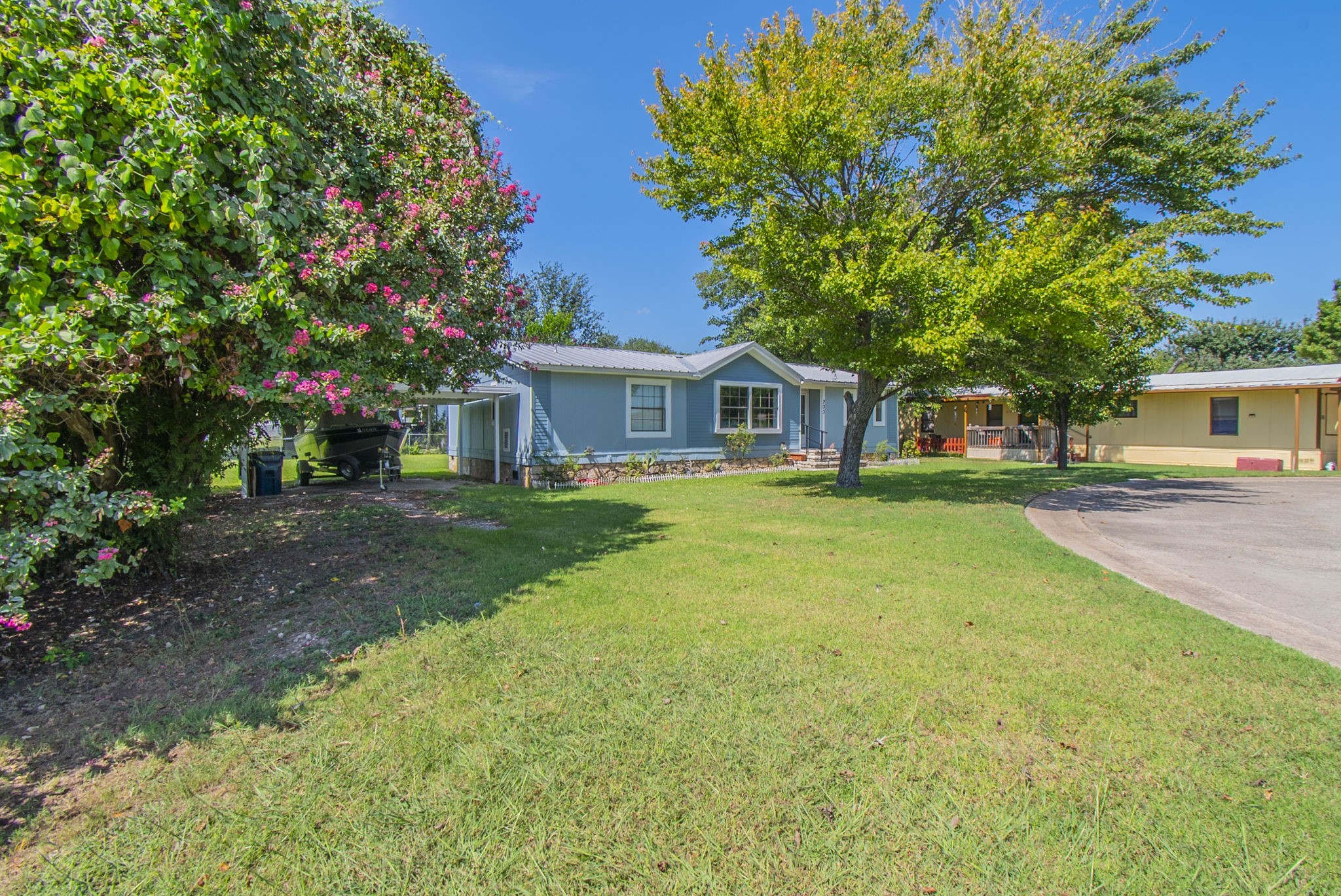 203 Harbor View Court Granbury TX 76048