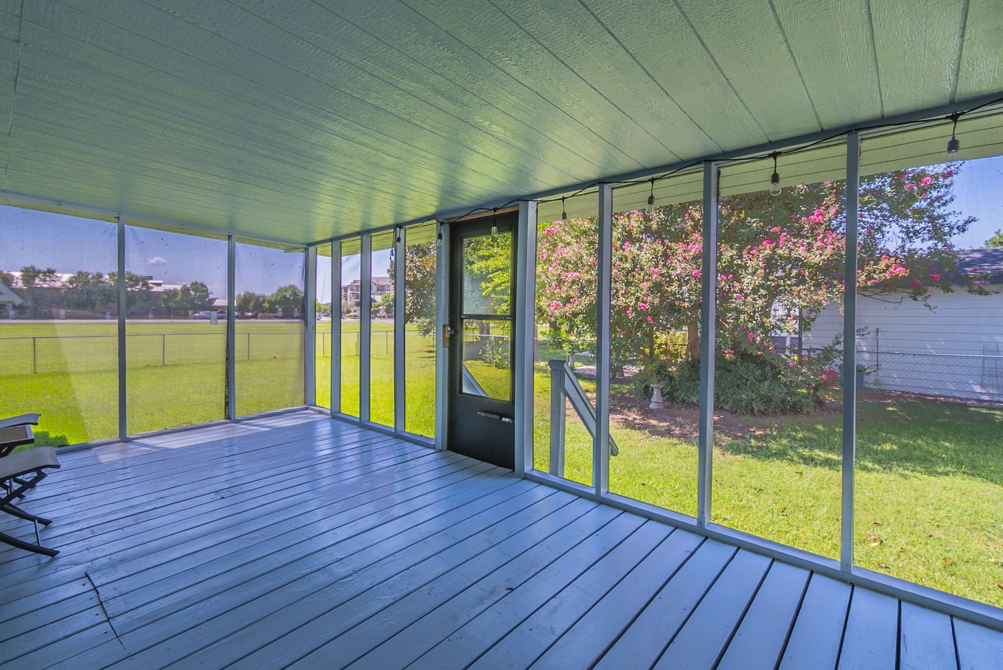 203 Harbor View Court Granbury TX 76048