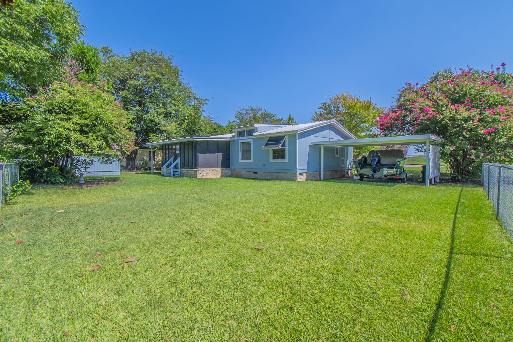 203 Harbor View Court Granbury TX 76048