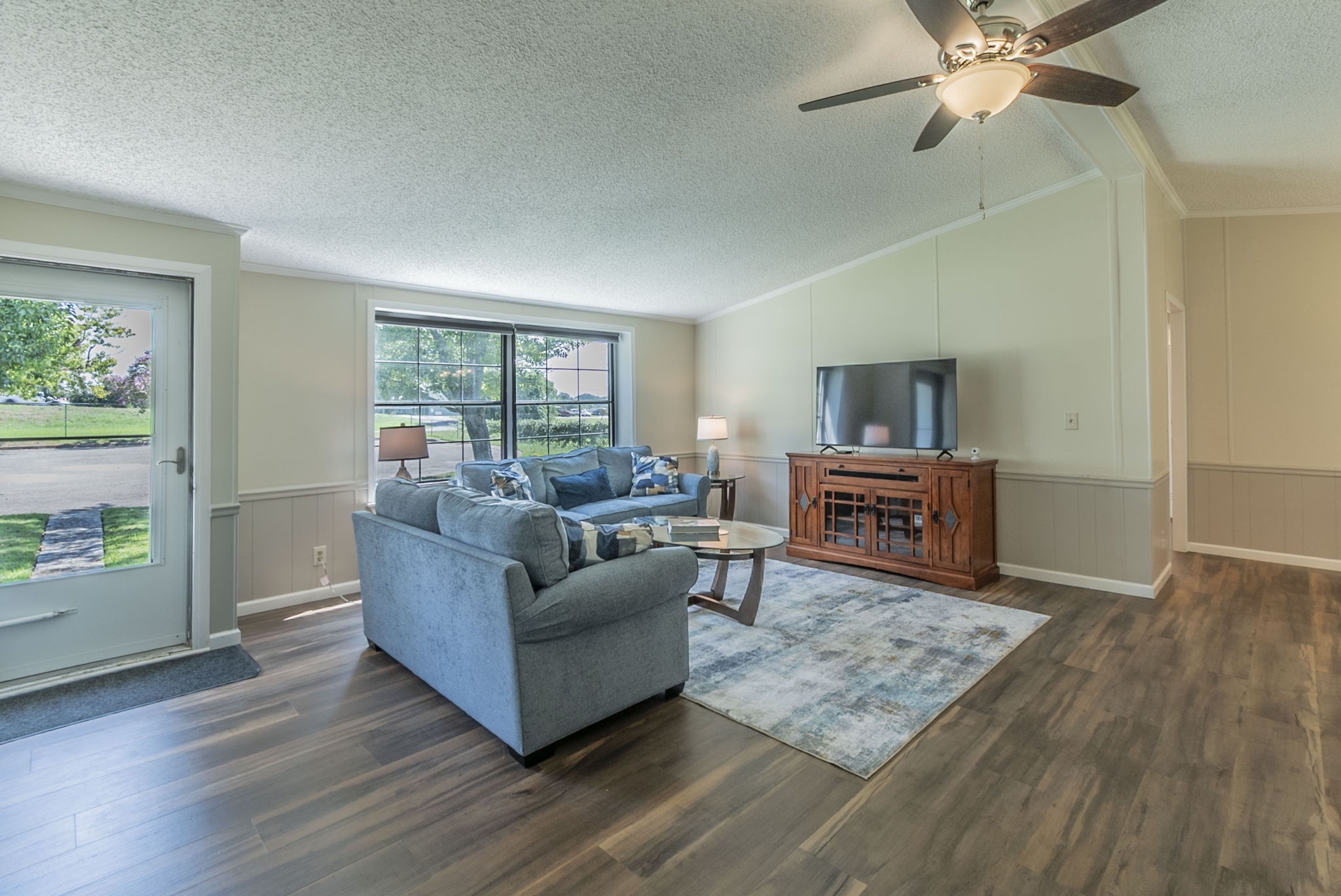 203 Harbor View Court Granbury TX 76048