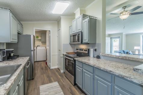 203 Harbor View Court Granbury TX 76048