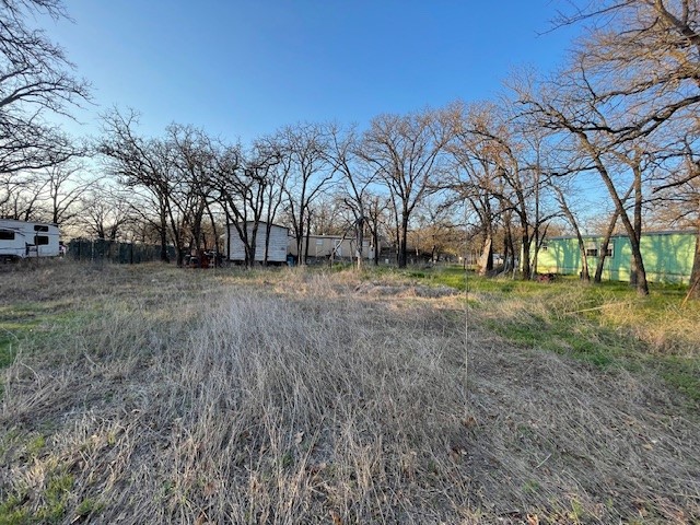240 County Road 4847 Newark TX 76071