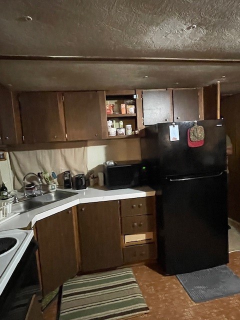 240 County Road 4847 Newark TX 76071