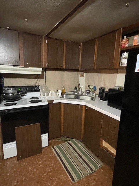 240 County Road 4847 Newark TX 76071