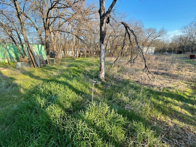 240 County Road 4847 Newark TX 76071