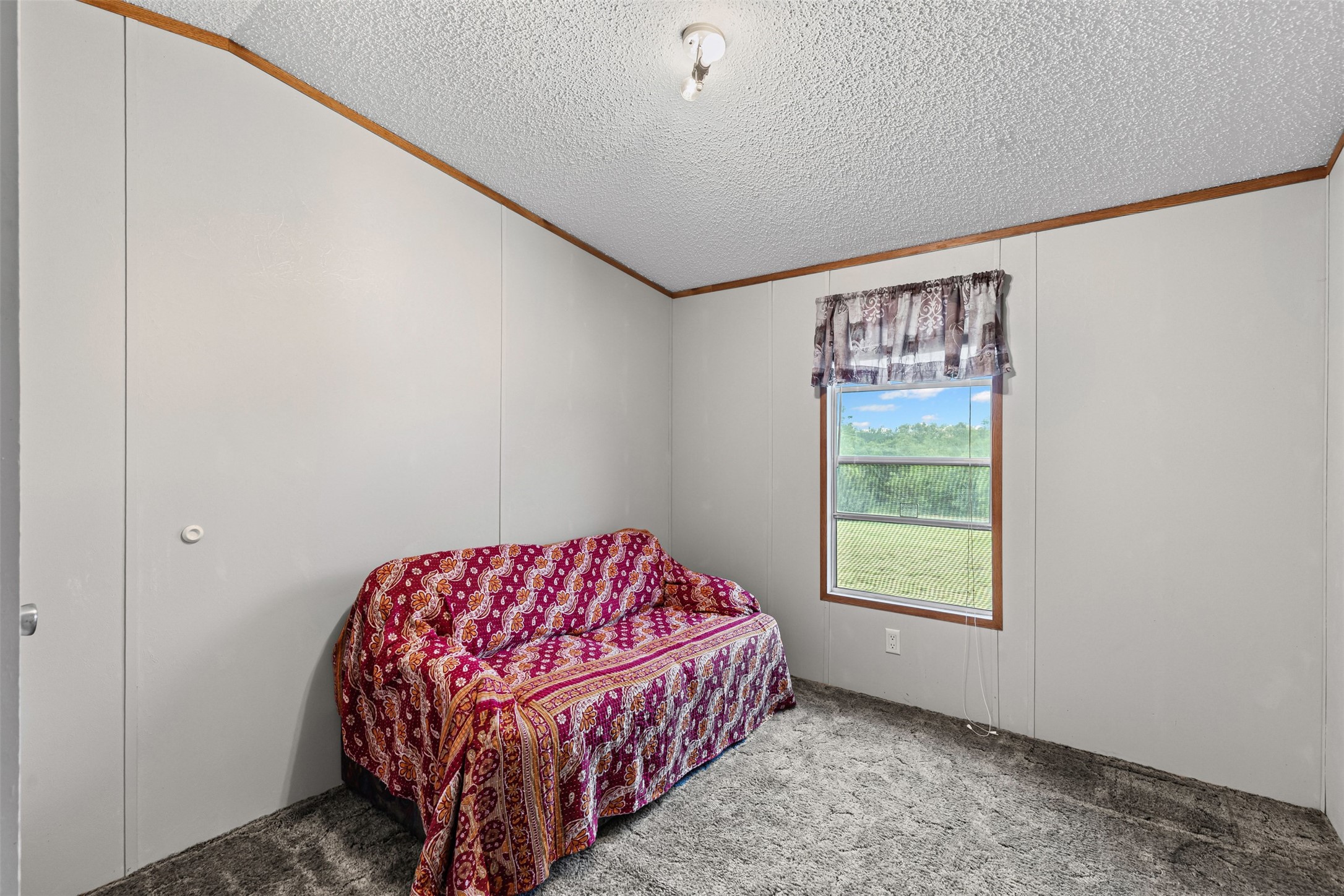167 Hcr 4105 Covington TX 76636