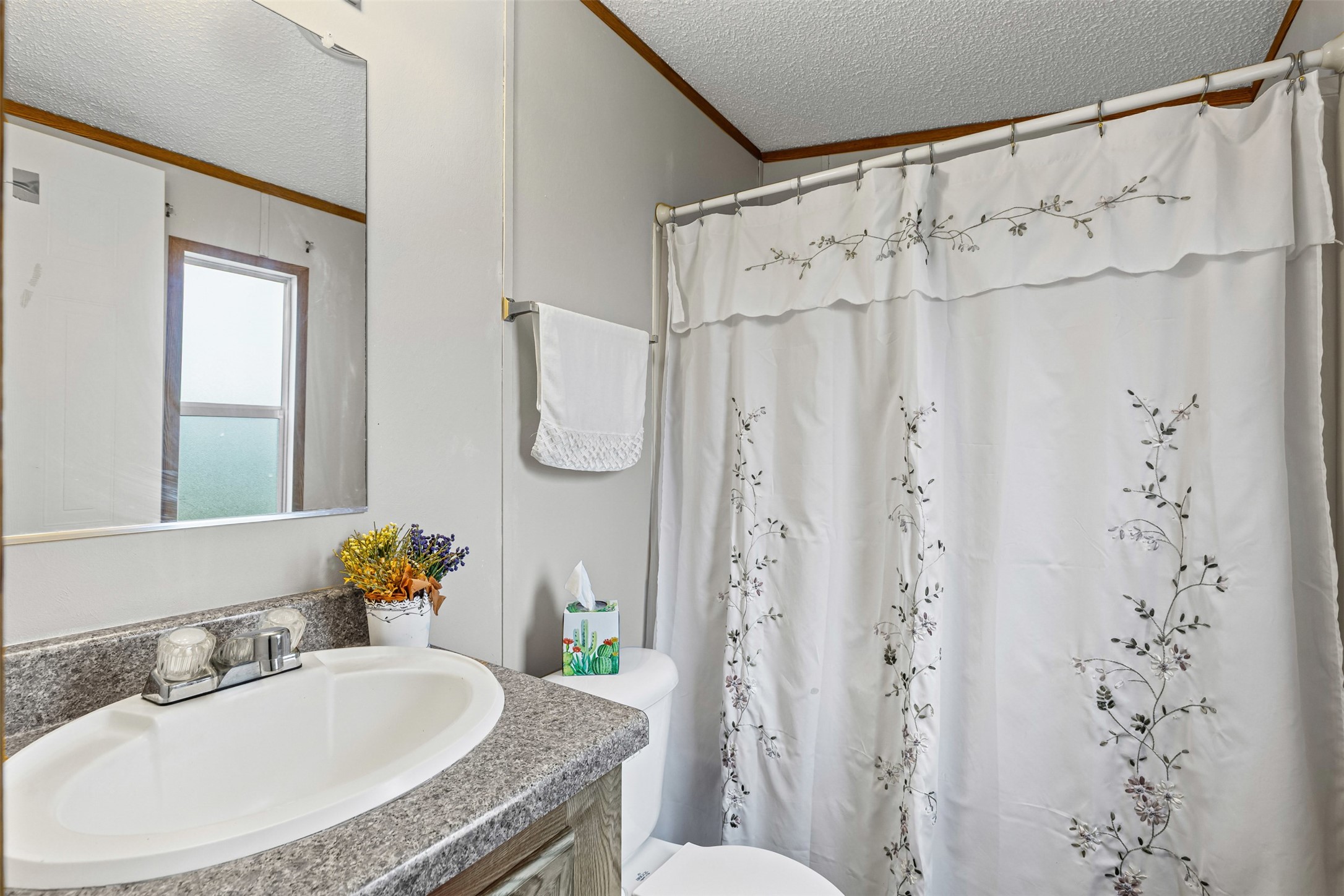 167 Hcr 4105 Covington TX 76636