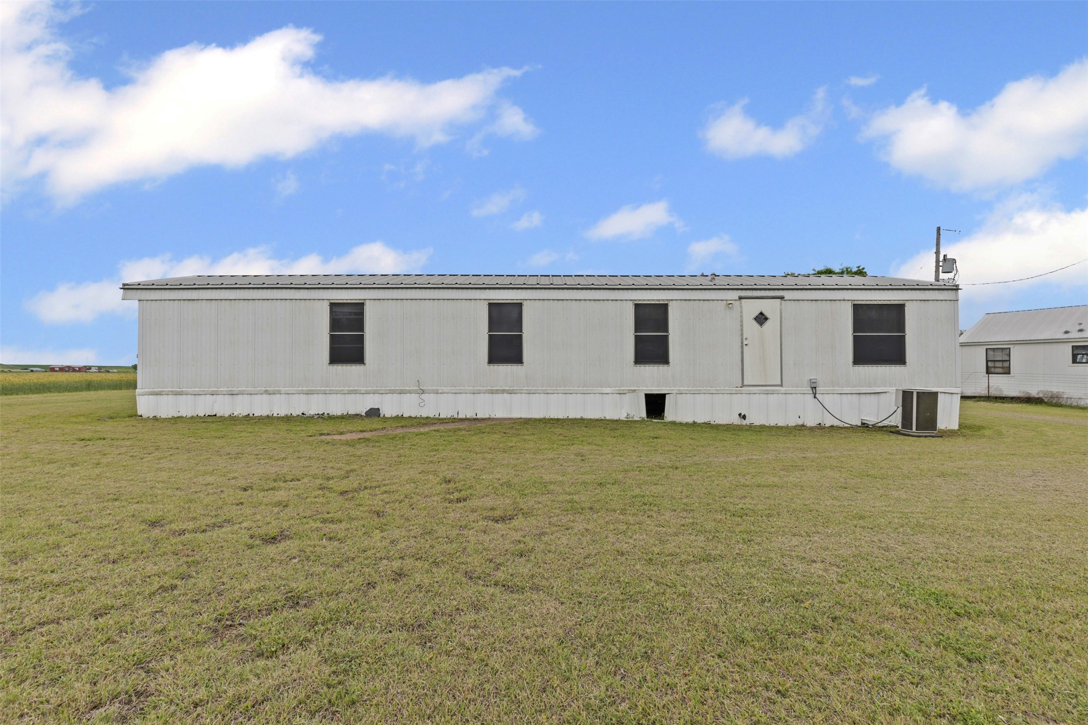 167 Hcr 4105 Covington TX 76636