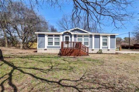 427 Grayson Court Joshua TX 76058