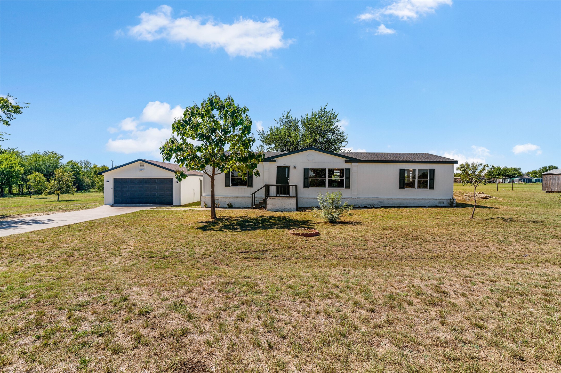 7227 Fm 2622 Ponder TX 76259