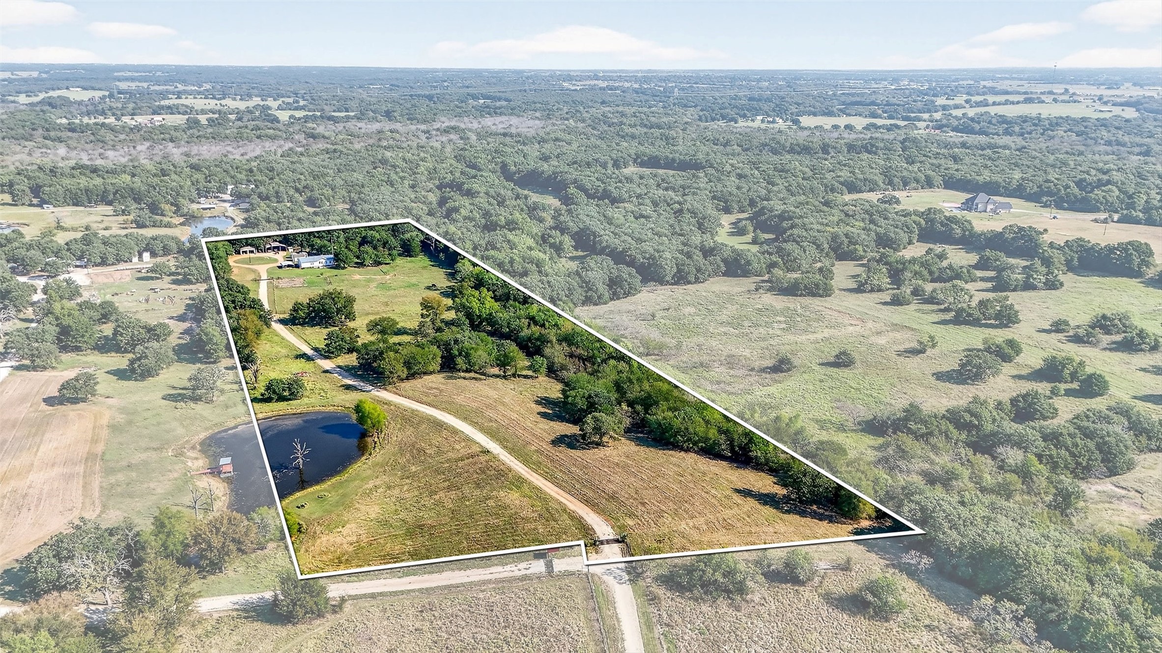 437 County Road 292 Collinsville TX 76233