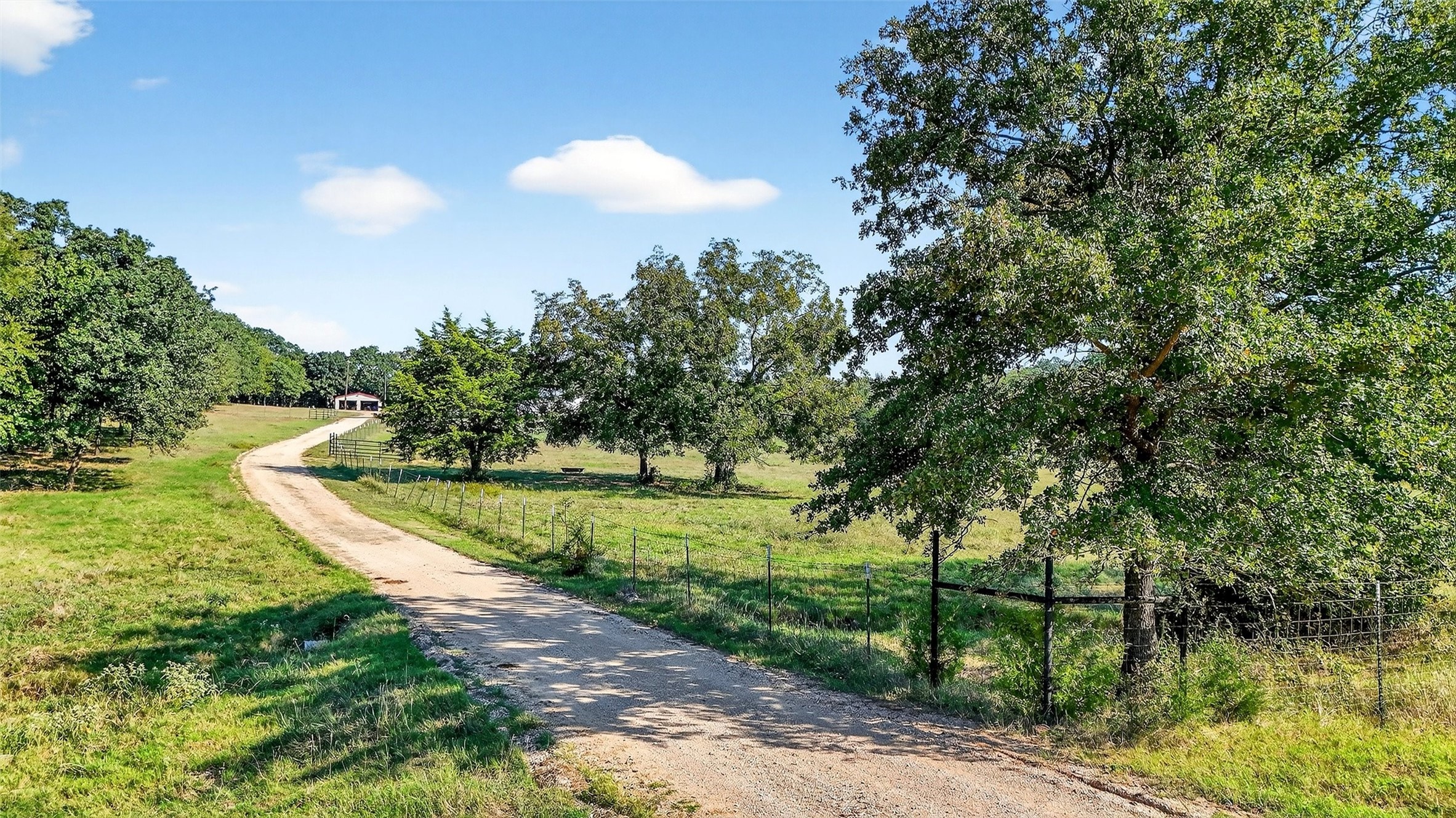 437 County Road 292 Collinsville TX 76233